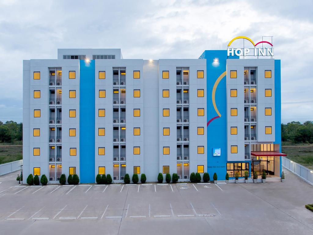 Hop Inn Mae Sot Building A Zewnętrze zdjęcie